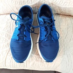 Under Armour run long speed form Gemini blue sneakers Size 10